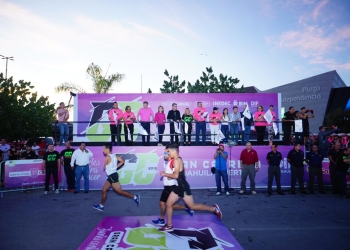 Corren más de 5 mil laguneros en la Gran Carrera Coahuila 2019 “Fuertes Contra El Cáncer”