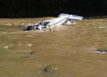 Cinco muertos por caída de avioneta en Madero, Michoacán