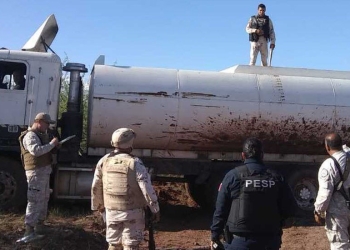Ejercito asegura 20 mil litros de huachicol