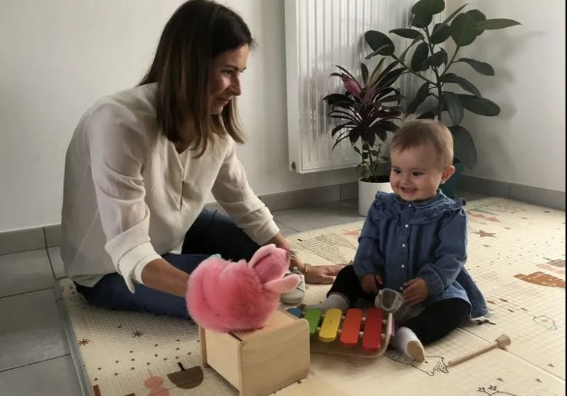 Avalan fecundación in vitro para lesbianas en Francia