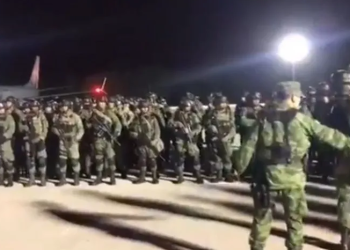 Arriban 300 militares tras terror en Culiacán