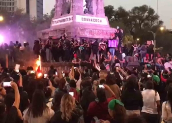 Marchan 3 mil personas en CDMX; ‘Ni Una Menos’, exigen