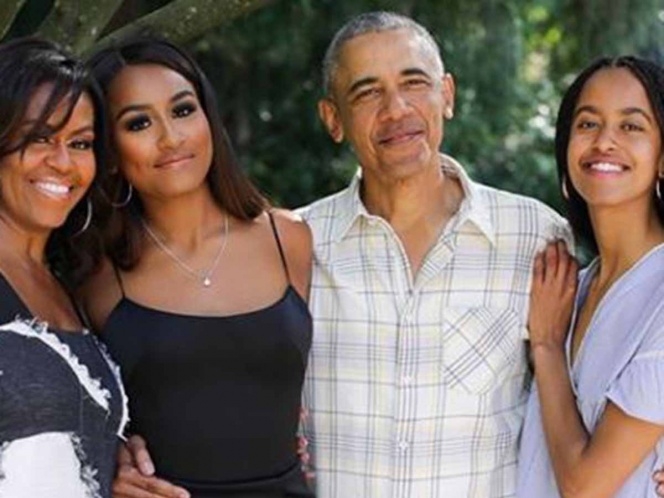 Hijas de Obama causan revuelo en mensaje de Acción de Gracias