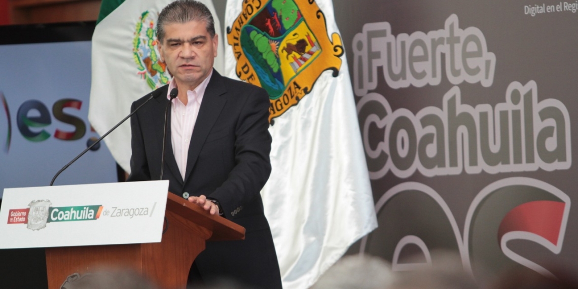 Fortalece Coahuila con modernización al registro público