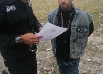 Detienen a sujeto con laptop robada
