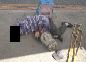 Abuelito muere en Venezuela tras largas horas de espera para cobrar su pensión