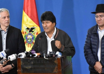 Evo Morales descarta renunciar y ratifica nuevas elecciones