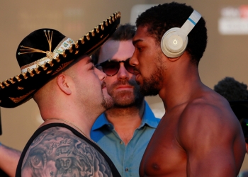 Andy Ruiz Jr. y Anthony Joshua pasan la báscula sin problemas
