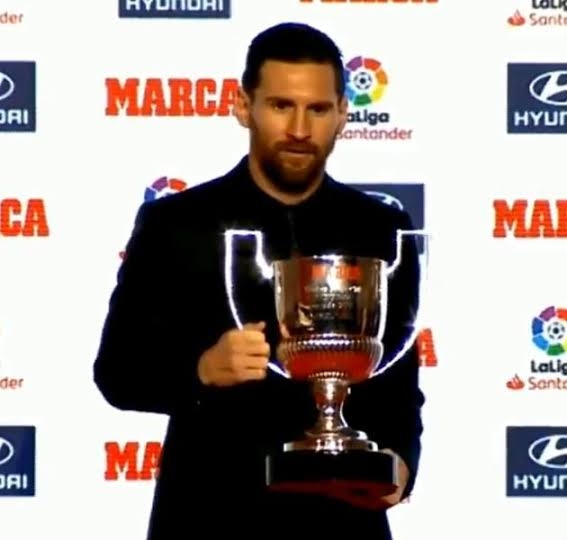 Lionel Messi recibe su sexto Pichichi