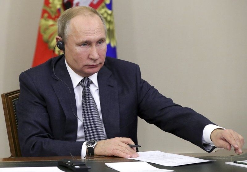 Putin firma una ley contra periodistas y blogueros