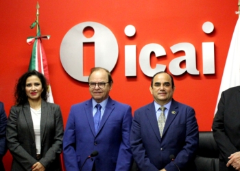 Firman convenio  Salud y el ICAI