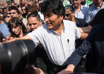 Pide EU que Evo Morales no ‘abuse de estatus’ en Argentina