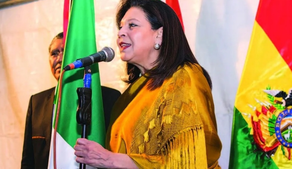 Expulsa Bolivia a embajadora de México