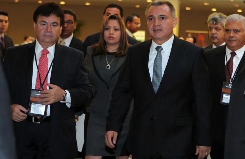 García Luna contrata a despacho que defendió a la FIFA