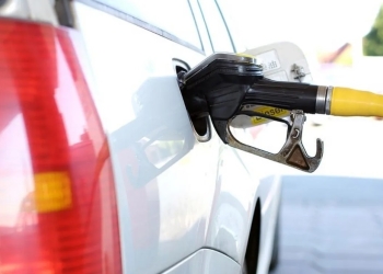 En 2020 pagarás más impuestos por gasolina, cigarros y refrescos