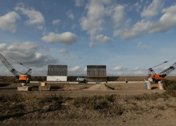 Trump utiliza los tribunales para conseguir terrenos y construir el muro fronterizo