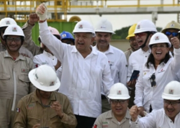 Confirma Pemex el hallazgo de un yacimiento gigante en el campo Quesqui, Tabasco