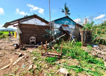 Tifón en Filipinas deja al menos 20 muertos