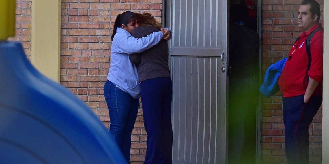Detienen a abuelo del menor que realizó tiroteo en escuela de Torreón