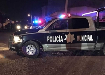 Sujetos sospechosos persiguen patrulla de la PPM