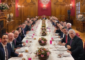 AMLO come pejelagarto con gobernadores, pero no logra sumar a todos al Insabi