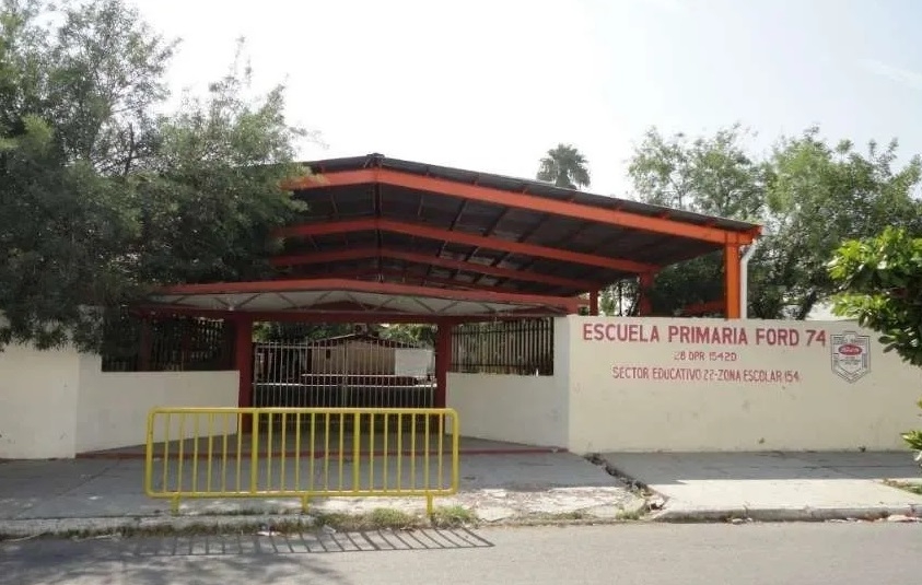 Maestro que daba clase de sexualidad, acusado de abusar de 37 niños