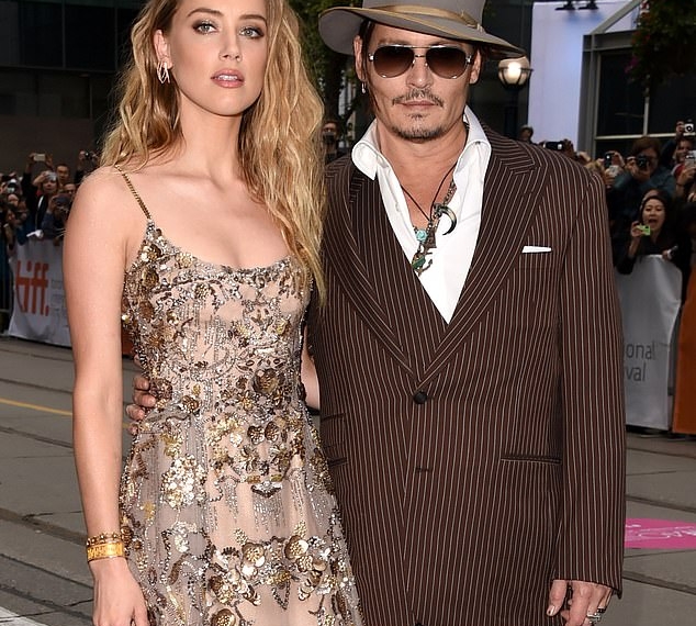Filtran unos audios en los que Amber Heard confiesa haber pegado a Johnny Depp