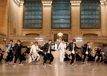 BTS se presentó en el metro de Nueva York