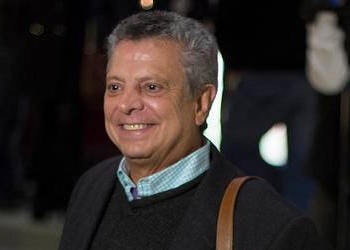 Cesar Bono es hospitalizado por un problema digestivo