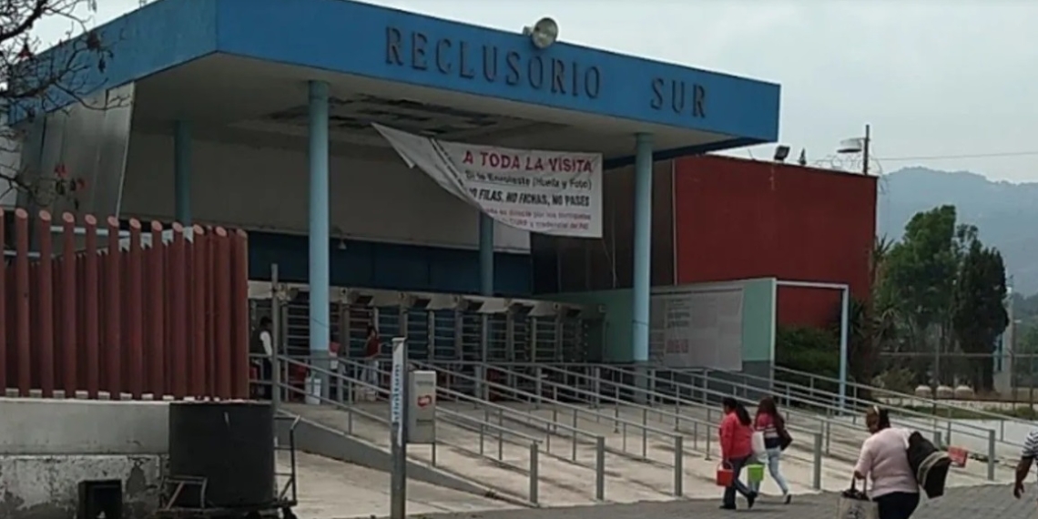 Van once funcionarios arrestados por fuga del Reclusorio Sur