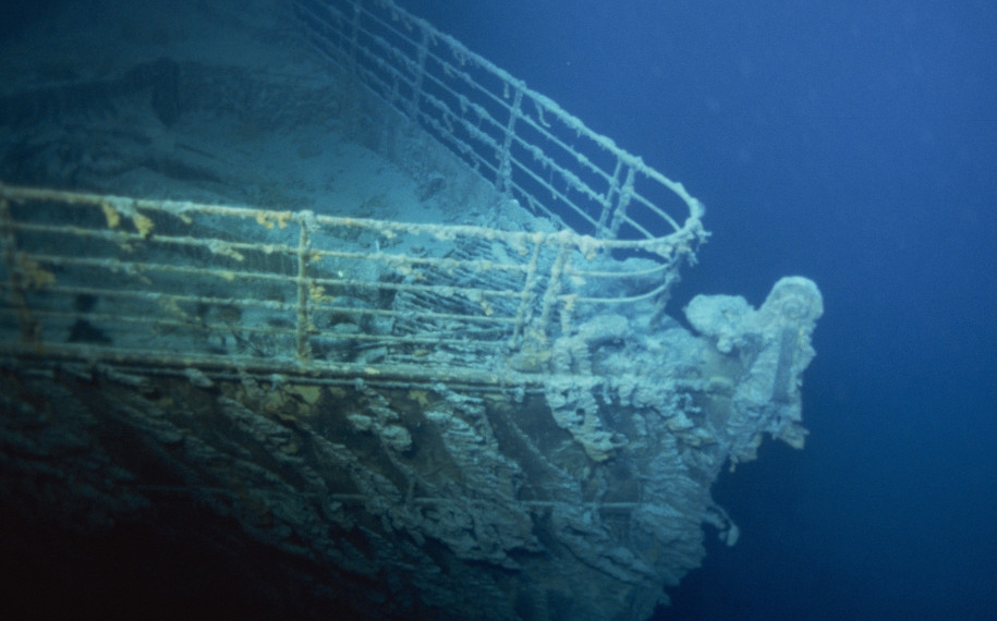 Submarino golpea restos del Titanic y se prepara un proceso judicial