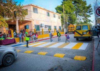 Dan equipo nuevo al escuadrón vial de zonas escolares