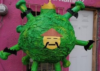 Sale a la venta la piñata del coronavirus y se vuelve viral