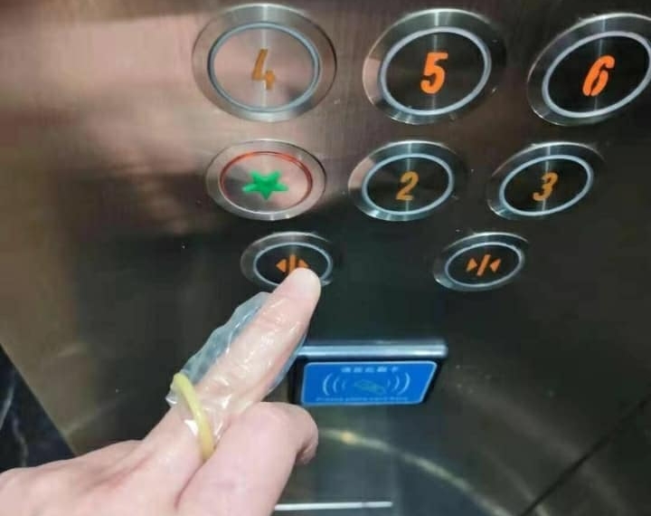 Condones se agotan, los usan para evitar coronavirus