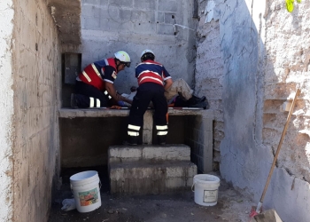 Cae de 2 metros y resulta lesionado