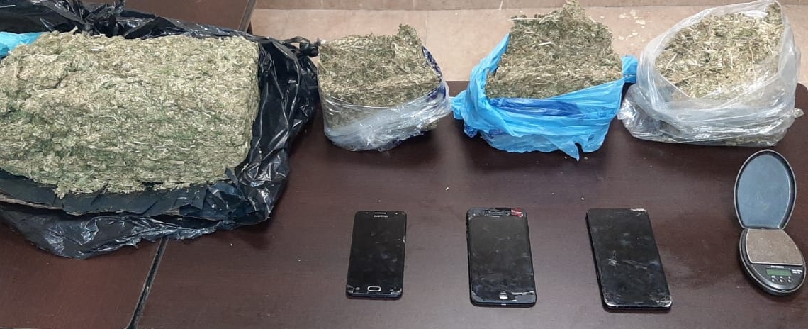 Detenidos con droga son investigados