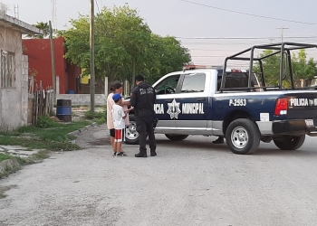 Lesionan con arma blanca a niño