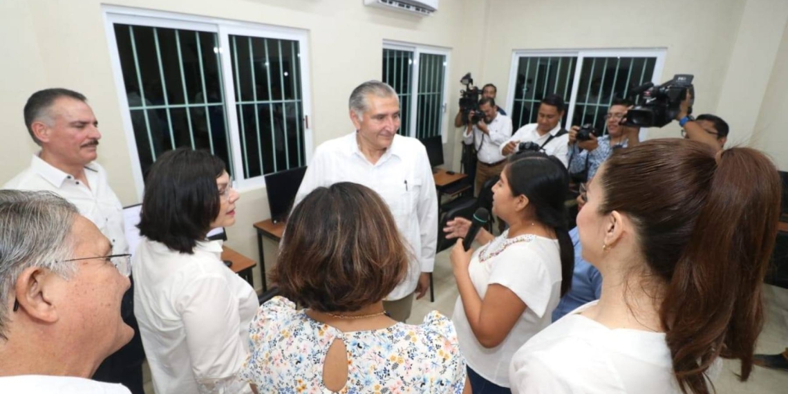 El gobernador de Tabasco, Adán Augusto López, enferma de coronavirus