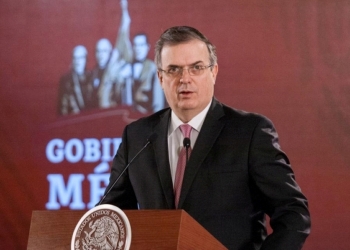 Ebrard confirma cierre de frontera con EU a viajes no esenciales por Covid-19