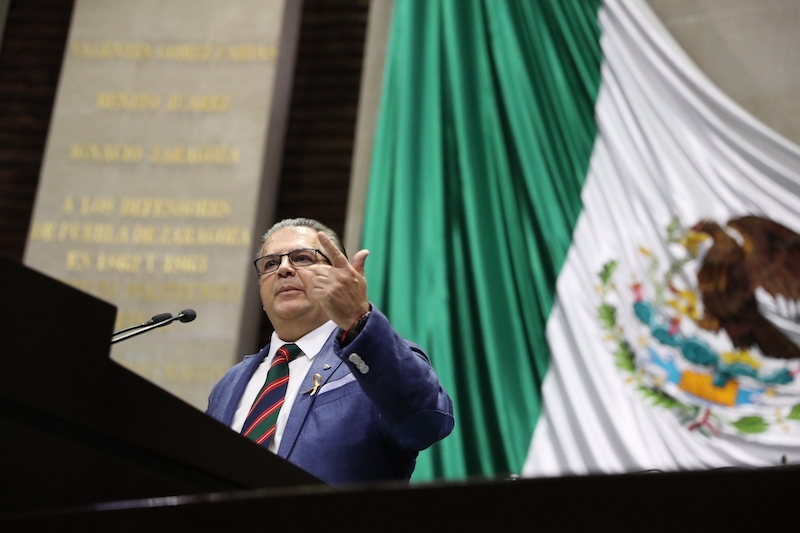 Diputado Federal Evaristo Lenin Pérez se separa de la bancada del PAN