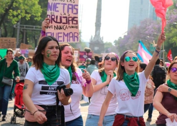 Amenazan con realizar ataques con ácido en marcha feminista del 8 de marzo