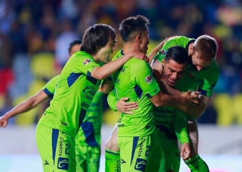 Morelia golea a Gallos en arranque de fecha 10 de Liga MX
