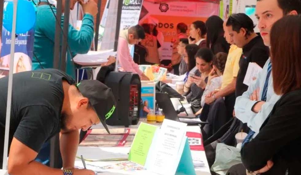 Récord de retiros en afores por desempleo en México