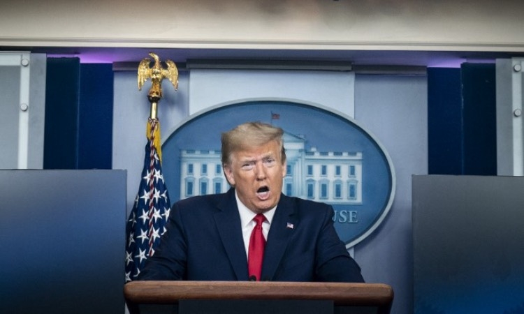 Trump advierte ‘consecuencias’ para China por coronavirus