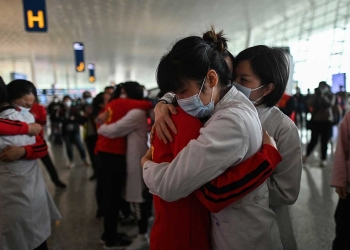 Euforia en Wuhan por fin de confinamiento
