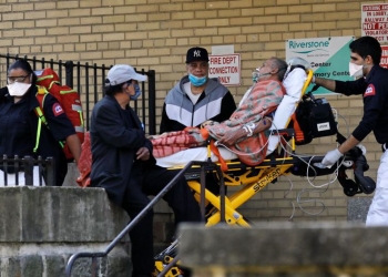 EEUU supera a Italia con más muertos por COVID-19