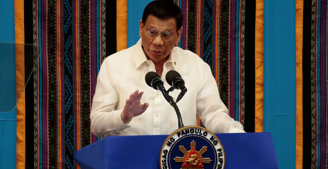 Presidente de Filipinas ordena disparar a quienes no cumplan cuarentena
