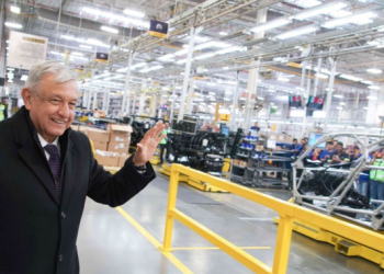 Piden empresas de EU a AMLO a reabrir fábricas relacionadas con la atención médica contra el COVID-19