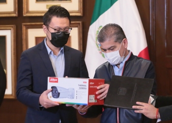 Coahuila recibe equipo para prevenir contagios de Covid-19