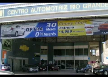 Operan en Piedras Negras empresas no esenciales por tráfico de influencias